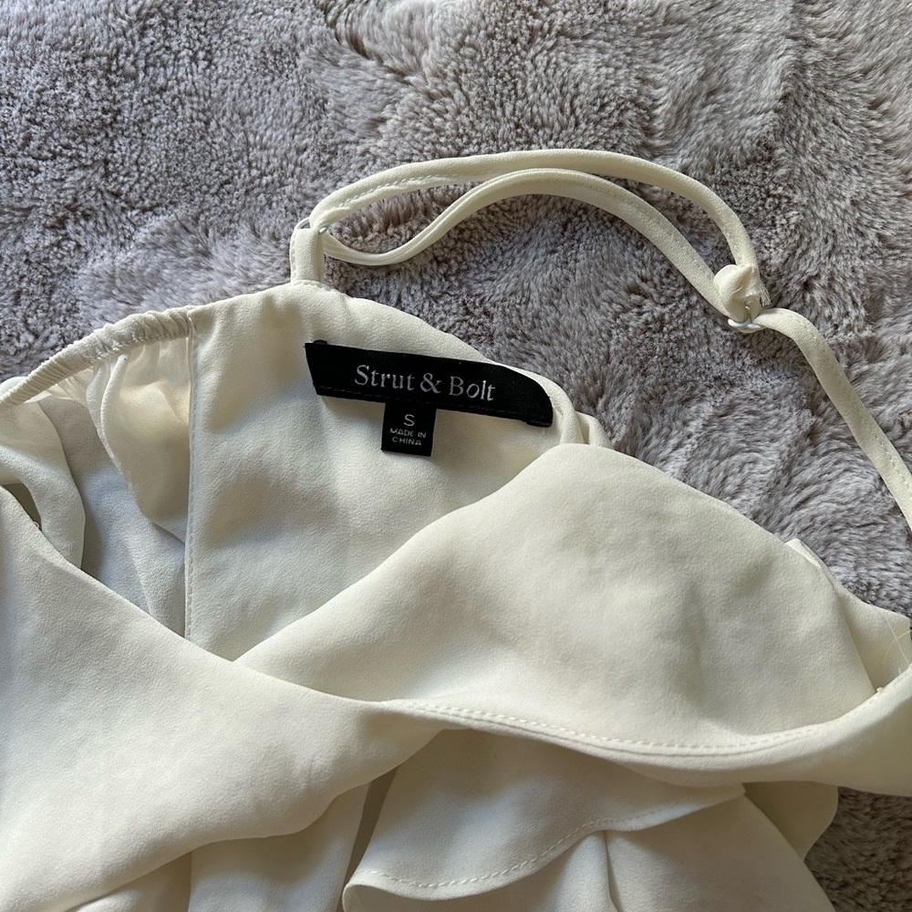 Strut & Bolt White Ruffle Tank - Picture 3 of 3